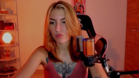 Linda Sofia help me get to 100 thumbs up online show from 01.30.25