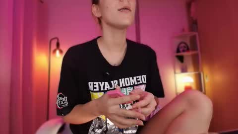 Linda Sofia help me get to 100 thumbs up online show from 01.11.26