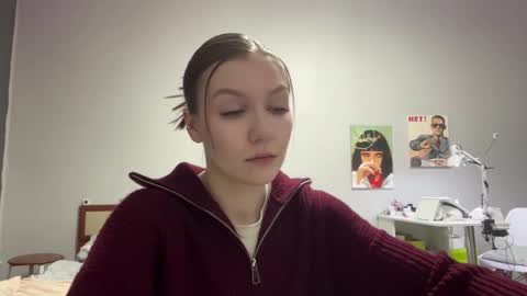 Lillian online show from 04.08.26