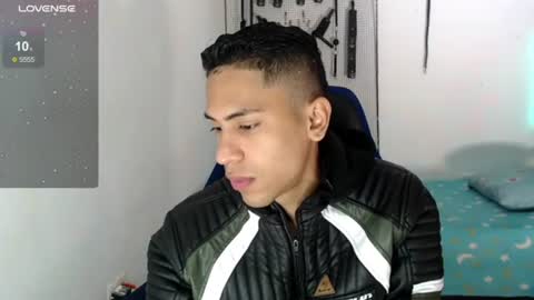 Snapshot of jacob_wolf_xxx chatting on 09.26.25 jacob online show from 09.26.25