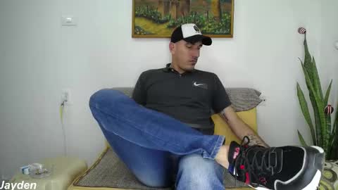 Jacob And Jayden online show from 12.02.25