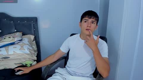 Snapshot of jacobb_lee chatting on 12.02.25 Jacob Lee online show from 12.02.25