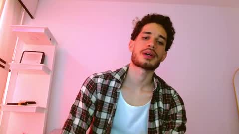 Snapshot of jacobmurphy2103 chatting on 09.20.25 JACOB ROBIN online show from 09.20.25