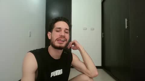 Snapshot of jacobmurphy2103 chatting on 10.11.25 JACOB ROBIN online show from 10.11.25