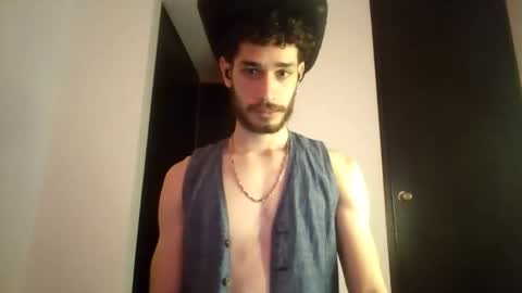 Snapshot of jacobmurphy2103 chatting on 10.28.25 JACOB ROBIN online show from 10.28.25