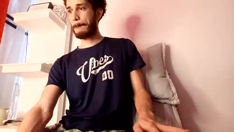 Snapshot of jacobmurphy2103 chatting on 11.18.25 JACOB ROBIN online show from 11.18.25