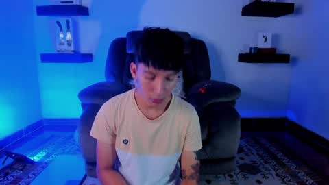 Snapshot of jacobo__parker21 chatting on 01.12.25 jacobo parker online show from 01.12.25