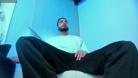 Snapshot of jacoboconner1 chatting on 10.18.25 Jacob Oconner online show from 10.18.25