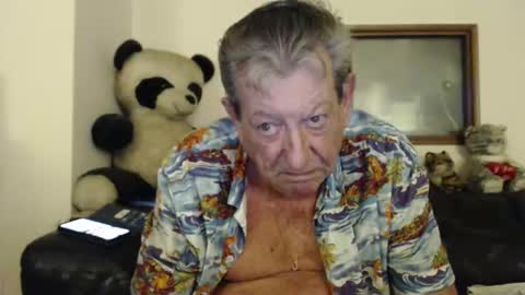 Snapshot of jacques_de_france chatting on 02.04.26 Jacques online show from 02.04.26