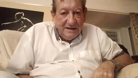 Snapshot of jacques_de_france chatting on 02.06.26 Jacques online show from 02.06.26