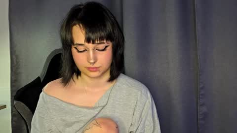 Snapshot of jacquiepoche chatting on 04.08.26 Sofia online show from 04.08.26