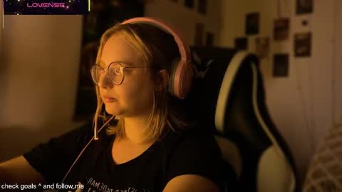 jacywinslat online show from 10.23.25