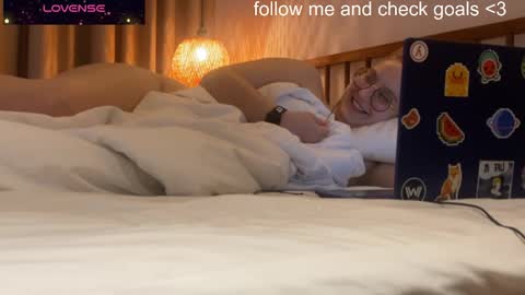 jacywinslat online show from 12.16.25