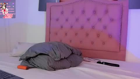 Jade  online show from 01.29.25