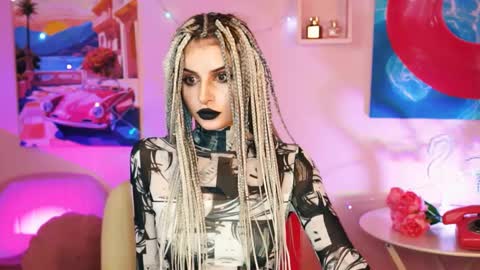 Snapshot of jade_castle chatting on 12.20.24 jade_castle online show from 12.20.24