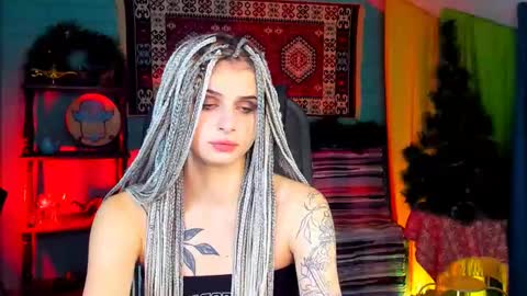 Snapshot of jade_castle chatting on 12.24.24 jade_castle online show from 12.24.24