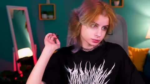 Snapshot of jade_castle chatting on 02.08.25 jade_castle online show from 02.08.25