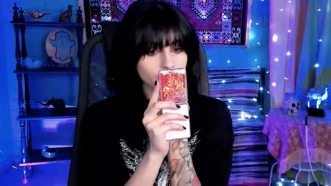 Snapshot of jade_castle chatting on 02.18.26 jade_castle online show from 02.18.26