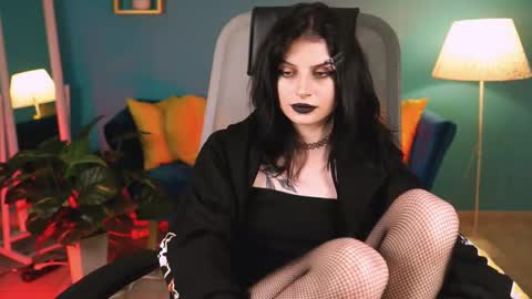 Snapshot of jade_castle chatting on 04.18.26 jade_castle online show from 04.18.26