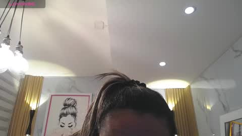 Jade  online show from 12.22.25