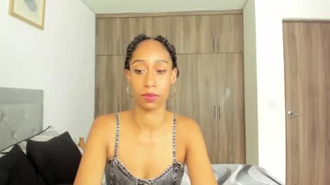 Jade smile online show from 09.17.25