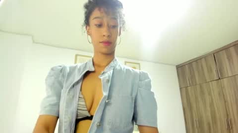 Jade smile online show from 09.24.25