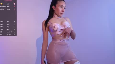 Jade Paris online show from 02.14.26