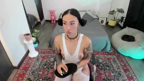 Jade  independent model online show from 01.09.26