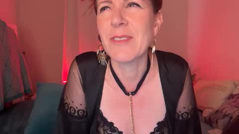 Snapshot of jade_slade chatting on 04.24.26 Jade Slade online show from 04.24.26