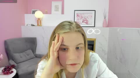 Snapshot of jade_soft chatting on 02.20.25 Jade online show from 02.20.25