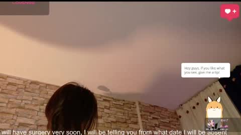 jade white  online show from 05.25.26