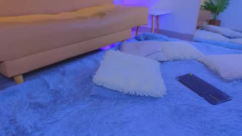 jadee__ online show from 10.15.25