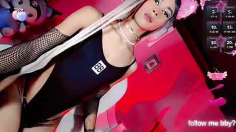 Jadee Williamss online show from 02.19.25