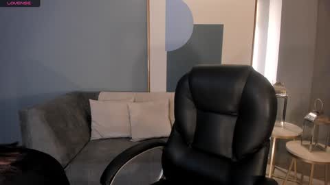 Snapshot of jadeevansx chatting on 12.21.24 JADE EVANS online show from 12.21.24