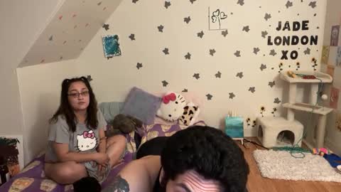 Snapshot of jadelondonxo chatting on 03.06.25 Jade online show from 03.06.25