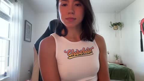 Snapshot of jadelove_ chatting on 01.29.25 Jade Love online show from 01.29.25