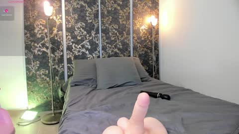 Snapshot of jademorwen chatting on 01.31.25 JADE online show from 01.31.25