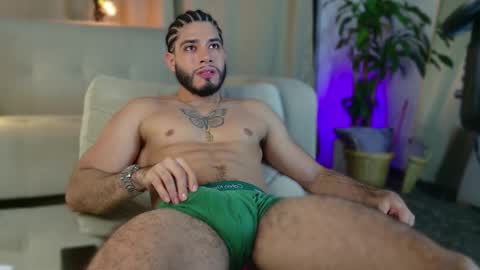 Snapshot of jadenfeynman chatting on 11.28.25 Jaden Feynman online show from 11.28.25