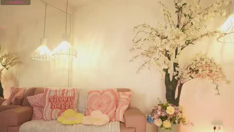 Jade Summer online show from 11.06.25