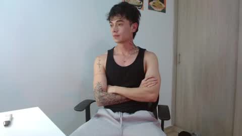 Snapshot of jaico_santos1 chatting on 06.21.26 Jaico online show from 06.21.26