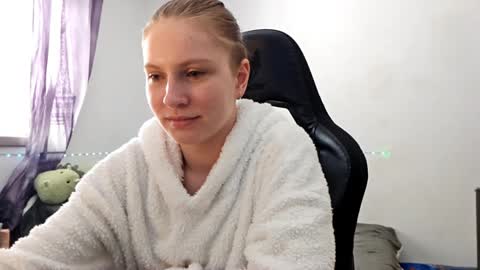 jaimeeosendorf online show from 04.03.26