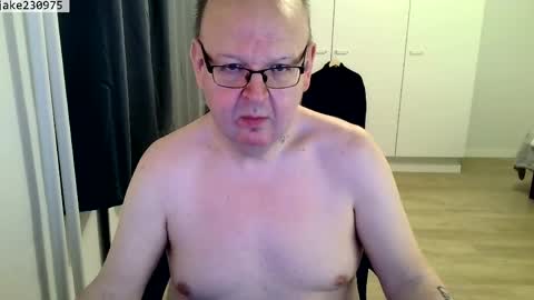Snapshot of jake230975 chatting on 04.15.26 Jake2309 online show from 04.15.26