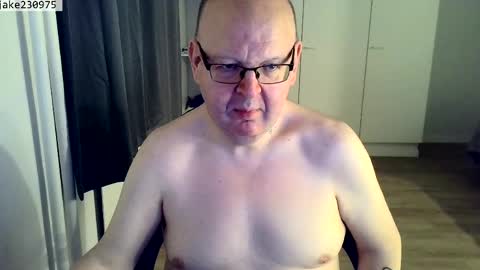 Snapshot of jake230975 chatting on 05.01.26 Jake2309 online show from 05.01.26