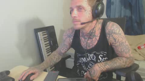 showingitoff online show from 09.15.25