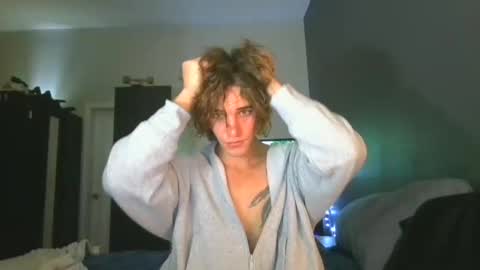 jake_alvarez11 online show from 04.28.26