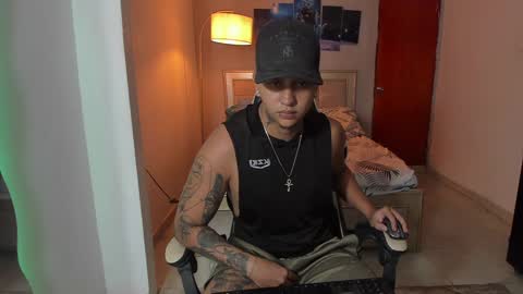 Snapshot of jake_pons chatting on 12.20.24 Jake Pons online show from 12.20.24