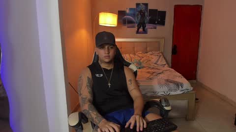 Snapshot of jake_pons chatting on 12.22.24 Jake Pons online show from 12.22.24