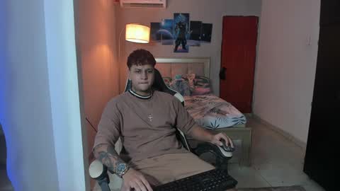 Snapshot of jake_pons chatting on 12.23.24 Jake Pons online show from 12.23.24