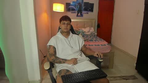 Snapshot of jake_pons chatting on 12.29.24 Jake Pons online show from 12.29.24