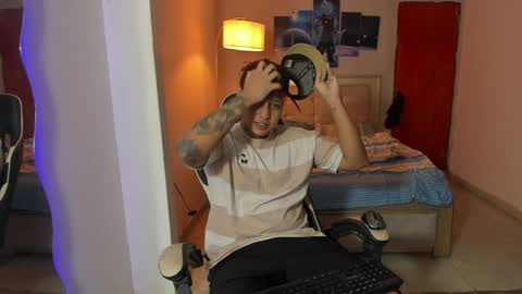 Snapshot of jake_pons chatting on 01.17.25 Jake Pons online show from 01.17.25